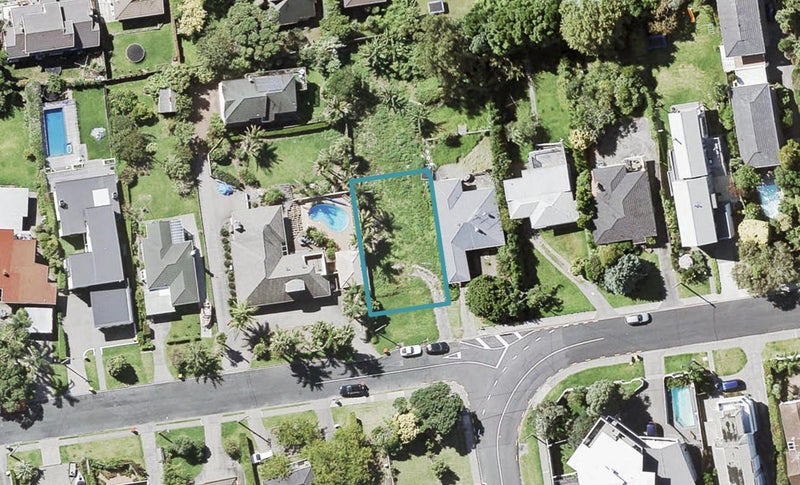 50 Braemar Road, Rothesay Bay, Auckland - Carousel 1