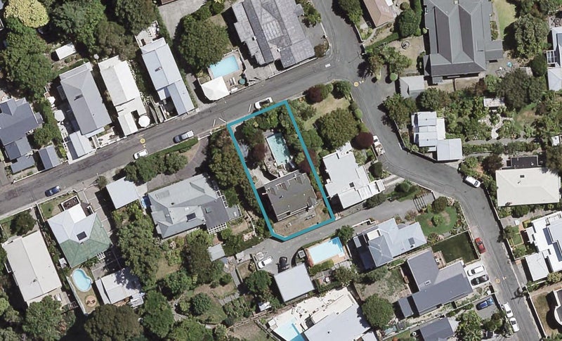 12 Gladstone Road, Bluff Hill, Napier - Carousel 1