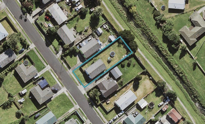 36 Ventura Street, Mangere, Auckland - Carousel 1