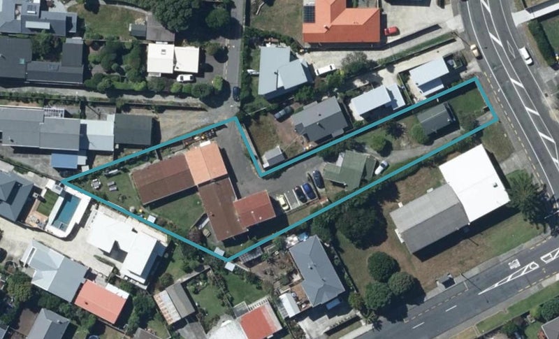 1/26 Park Avenue, Titahi Bay, Porirua - Carousel 1