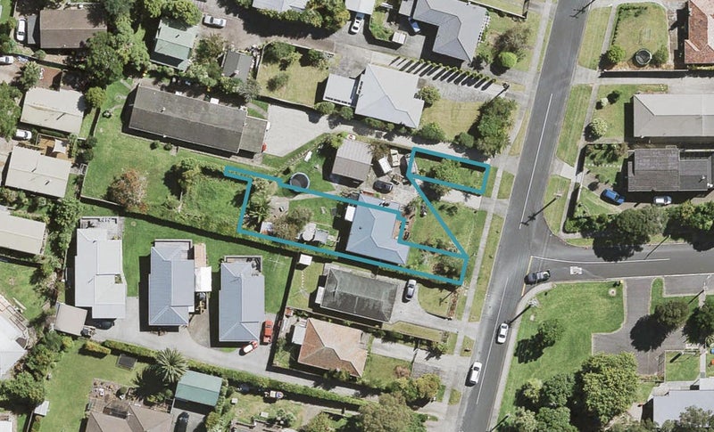 1/17 Ambler Avenue, Glen Eden, Auckland - Carousel 1