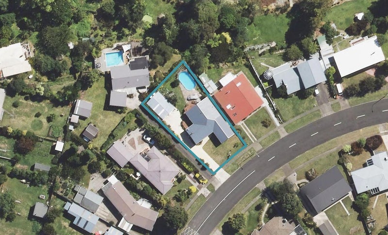 1047 Aberdeen Road, Te Hapara, Gisborne - Carousel 1