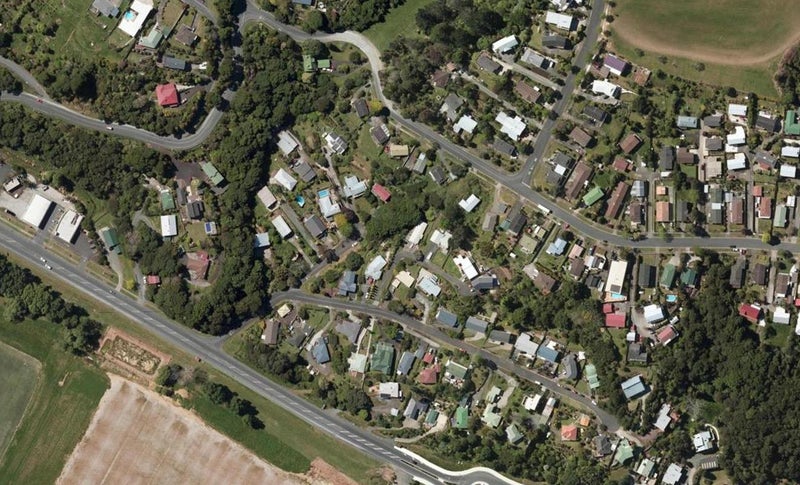 13 Tanekaha Drive, Parahaki, Whangarei - Carousel 1