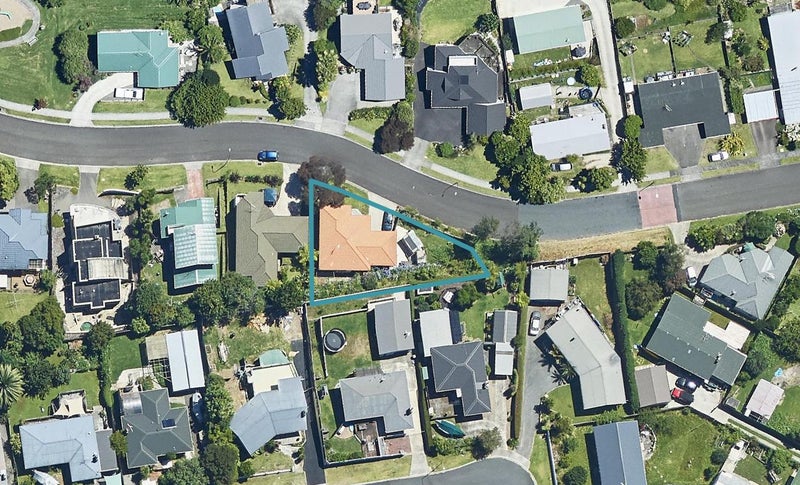 1 Te Koari Drive, Brookfield, Tauranga - Carousel 1