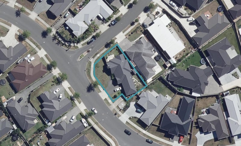 102 Cumberland Drive, Flagstaff, Hamilton - Carousel 1