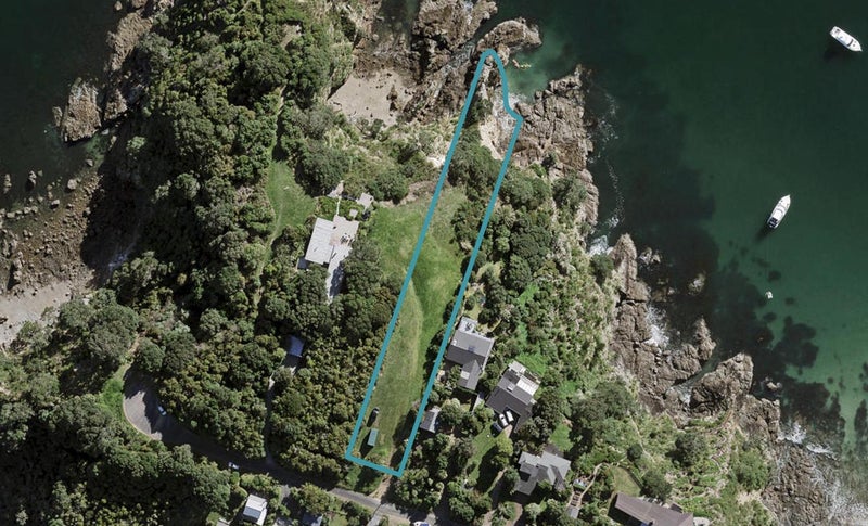 16 Newton Road, Oneroa, Waiheke Island - Carousel 1