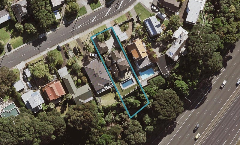 63 Sylvan Avenue, Northcote, Auckland - Carousel 1