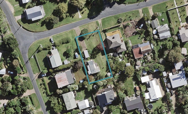 1 Nikau Road, Oneroa, Waiheke Island - Carousel 1