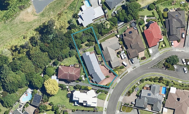 48 Hillcrest Road, Otumoetai, Tauranga - Carousel 1