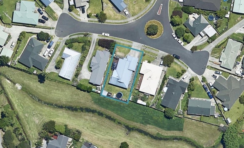 38 Aaron Place, Brookfield, Tauranga - Carousel 1