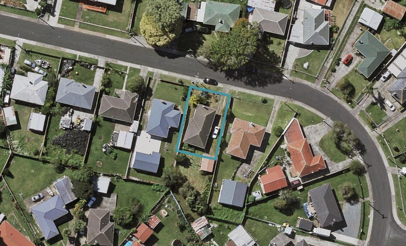11 Blampied Road, Otara, Auckland - Carousel 1