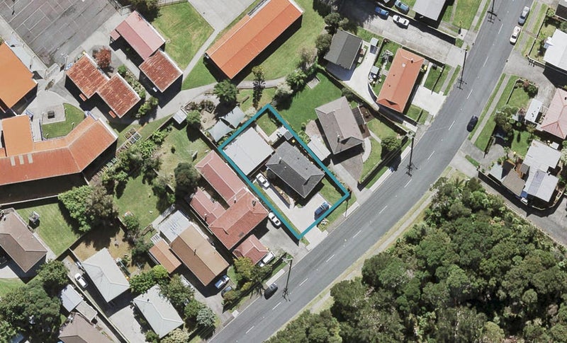 138 Colwill Road, Massey, Auckland - Carousel 1