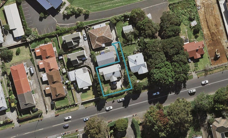 57A Mangere Road, Otahuhu, Auckland - Carousel 1