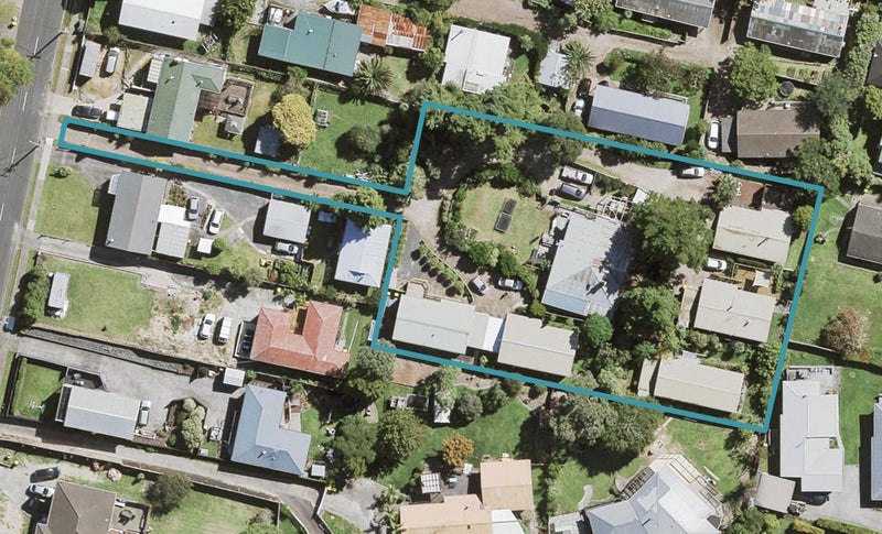 2/70A Woodglen RD, Glen Eden, Waitakere - Carousel 1
