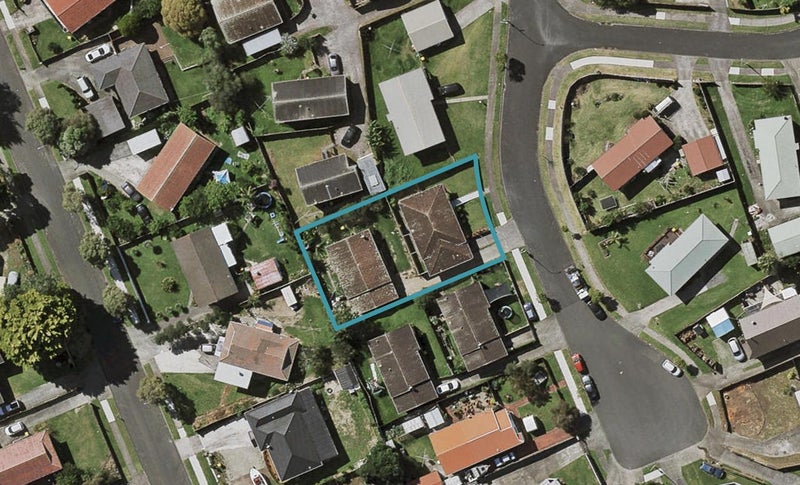 11 Leila Place, Clover Park, Auckland - Carousel 1