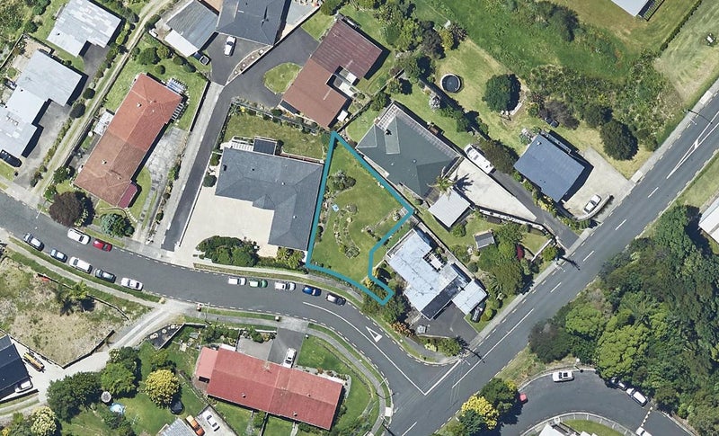 5A Clarke Street, Gate Pa, Tauranga - Carousel 1