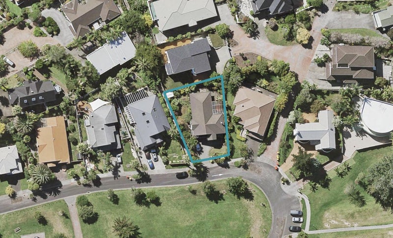 14 Taroka Close, Pinehill, Auckland - Carousel 1