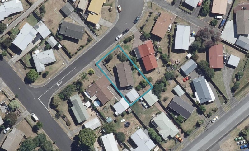 6 McEwan Place, Fitzroy, Hamilton - Carousel 1