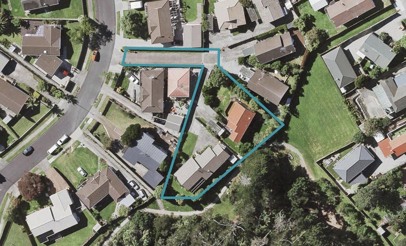 1/30 De Quincey Terrace, Highland Park, Auckland - Carousel 1