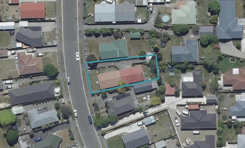 1/32 Lamorna Road, Parklands, Christchurch - Carousel 1