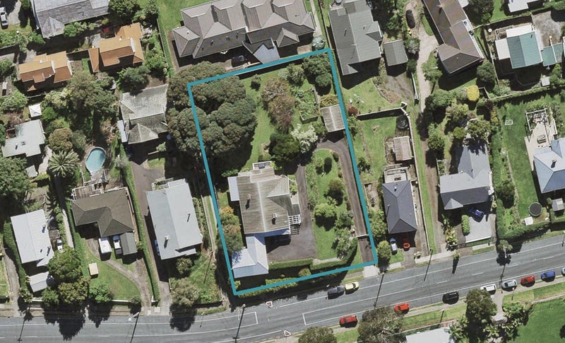 6 Taylor Road, Mangere Bridge, Auckland - Carousel 1