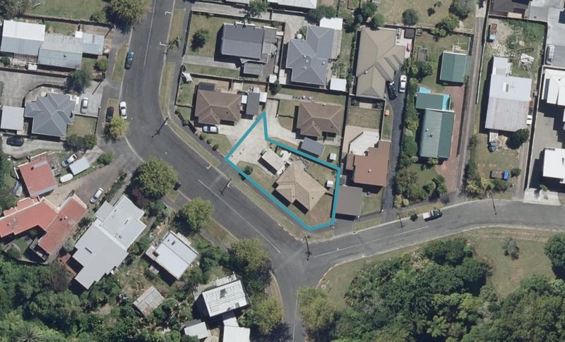 9 Park Terrace, Hamilton Central, Hamilton - Carousel 1