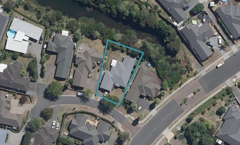 4 Westbury Mews, Huntington, Hamilton - Carousel 1
