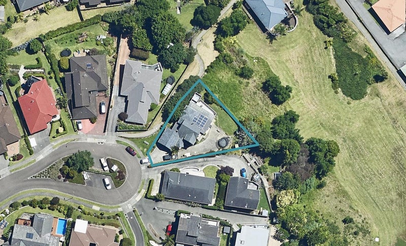 60 Hillcrest Road, Otumoetai, Tauranga - Carousel 1
