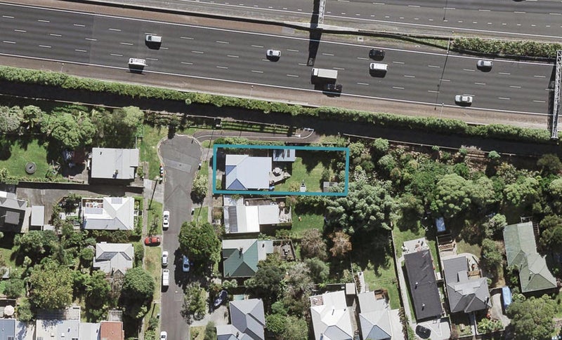41 Kingsland Avenue, Kingsland, Auckland - Carousel 1
