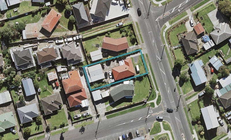 57 Robertson Road, Favona, Auckland - Carousel 1