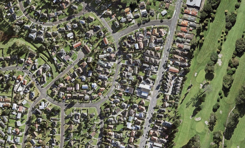10 Freeland Avenue, Mount Roskill, Auckland - Carousel 1