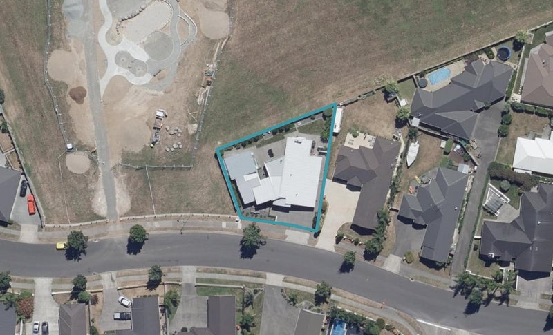 33 Darjon Drive, Huntington, Hamilton - Carousel 1