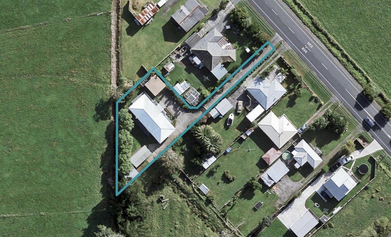 239A Parkhurst Road, Parakai, Helensville - Carousel 1