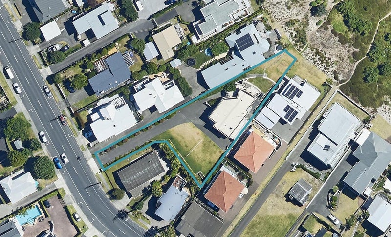 217 Oceanbeach Road, Mount Maunganui, Mount Maunganui - Carousel 1