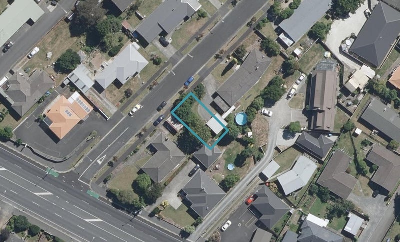 1/4 Garrick Place, Beerescourt, Hamilton - Carousel 1