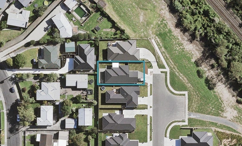 31 Captain Mitchell Drive, Opaheke, Papakura - Carousel 1
