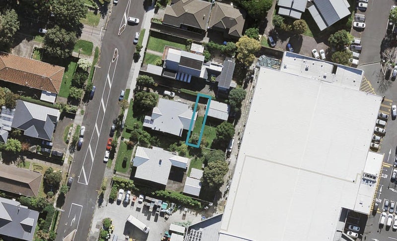 6/13 Crown Street, Royal Oak, Auckland - Carousel 1