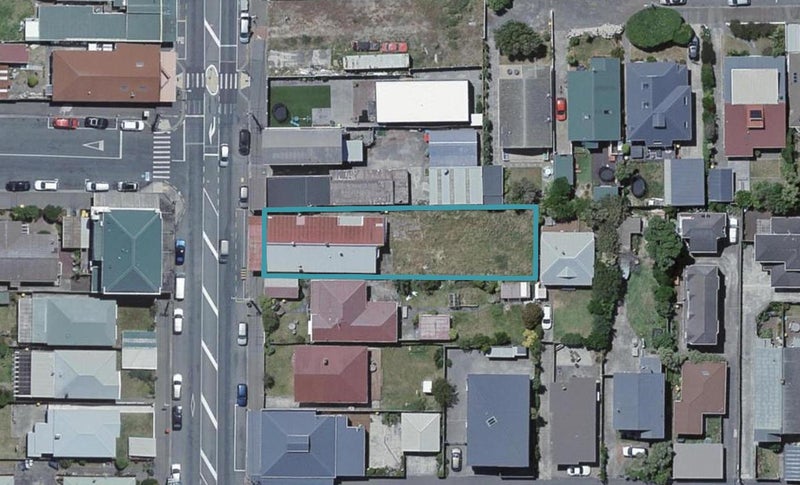 2/149 Onepu Road, Lyall Bay, Wellington - Carousel 1