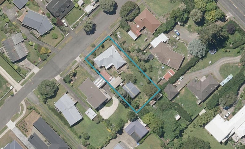 1 Tirimoana Place, Otamatea, Whanganui - Carousel 1