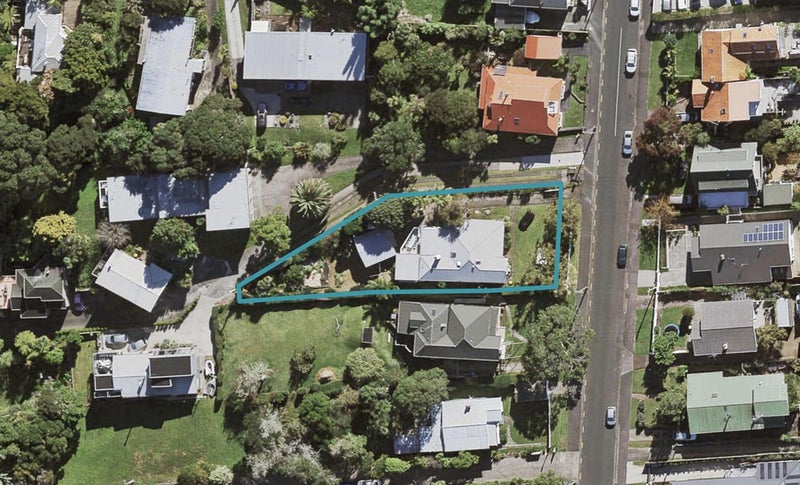 30 Church Street, Northcote Point, Auckland - Carousel 1