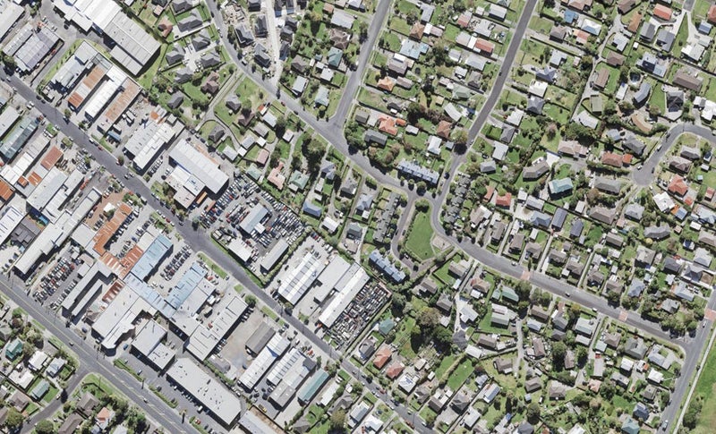 1/42 Kelman Road, Kelston, Auckland - Carousel 1