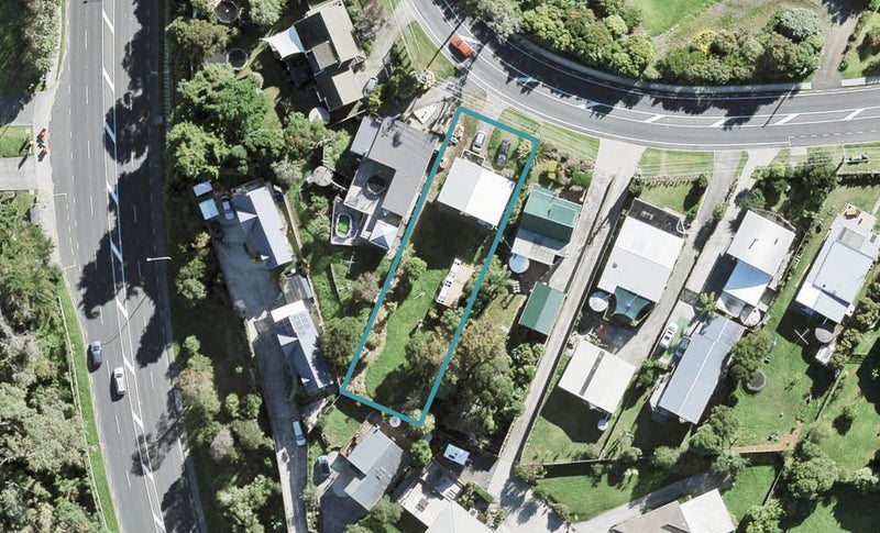 9 Vipond Road, Stanmore Bay, Whangaparaoa - Carousel 1