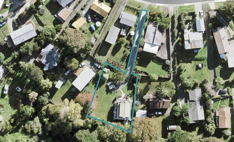 85 Brian Crescent, Stanmore Bay, Whangaparaoa - Carousel 1
