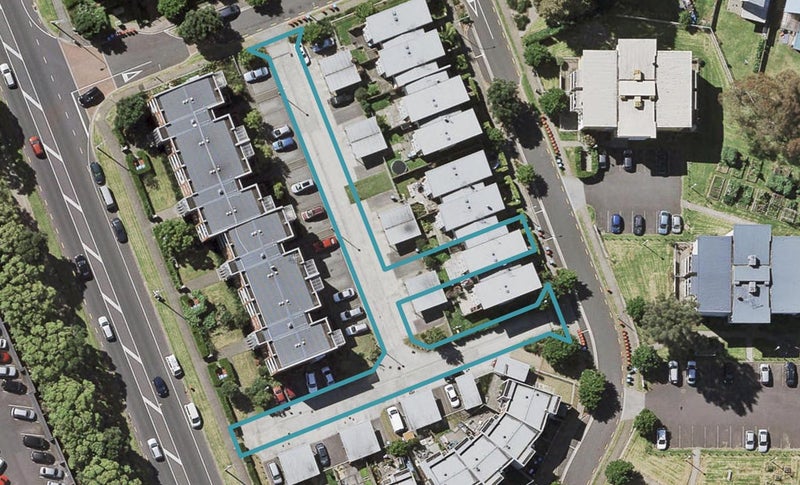 13 Tippett Street, Point England, Auckland - Carousel 1