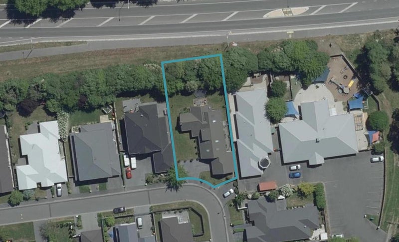 11 Springbrook Lane, Northwood, Christchurch - Carousel 1