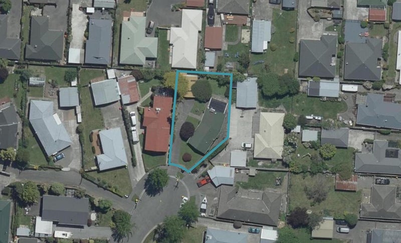 14 Hannah Place, Redwood, Christchurch - Carousel 1