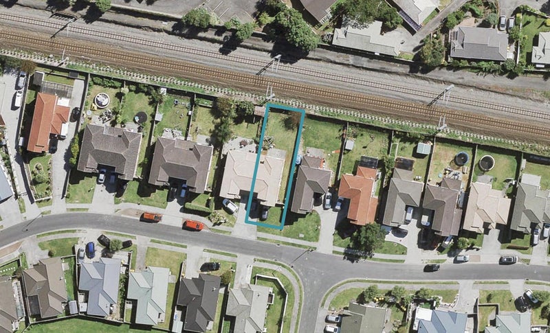 14B Charlenne Close, Ranui, Auckland - Carousel 1