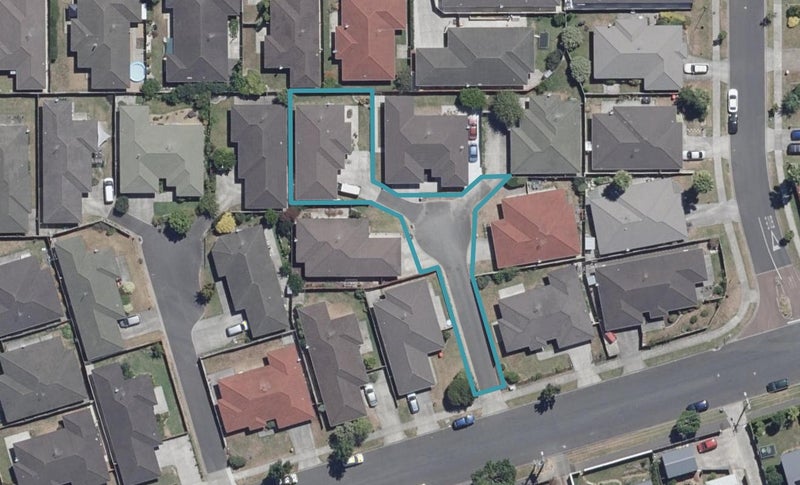 5 Kingroyal Lane, Hamilton East, Hamilton - Carousel 1