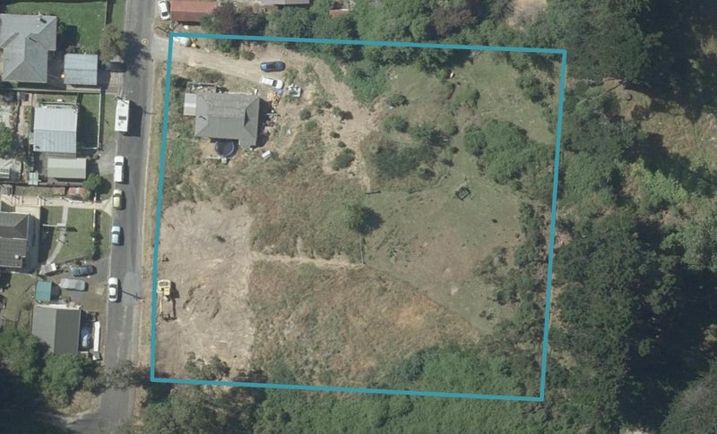 16 Prosser Street, Green Island, Dunedin - Carousel 1
