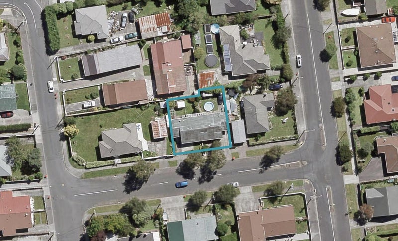 2 George Street, Ebdentown, Upper Hutt - Carousel 1